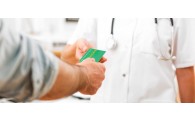 Complémentaire santé : une aide financière pour les salariés précaires